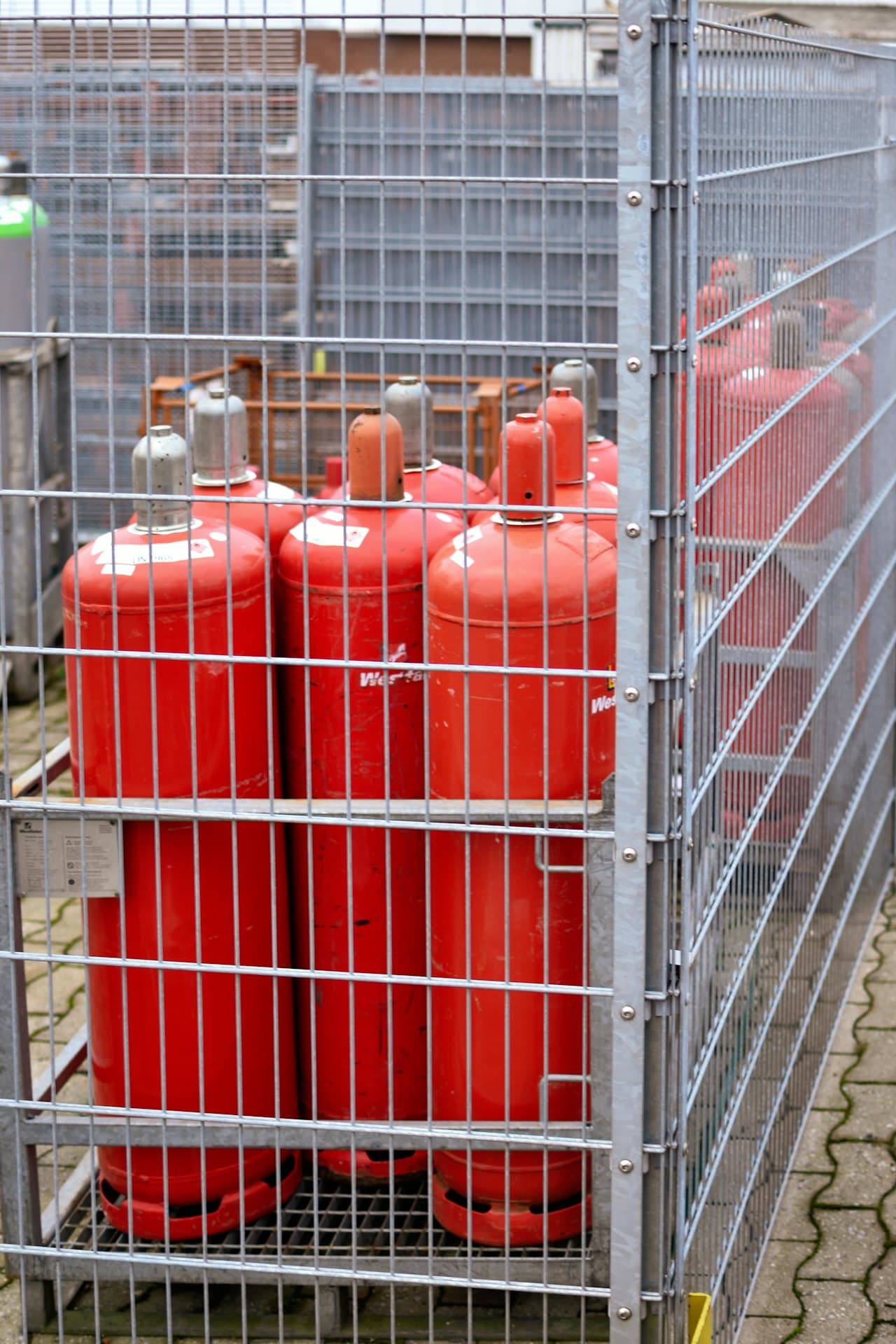 LPG cylinder delivery in Multan
